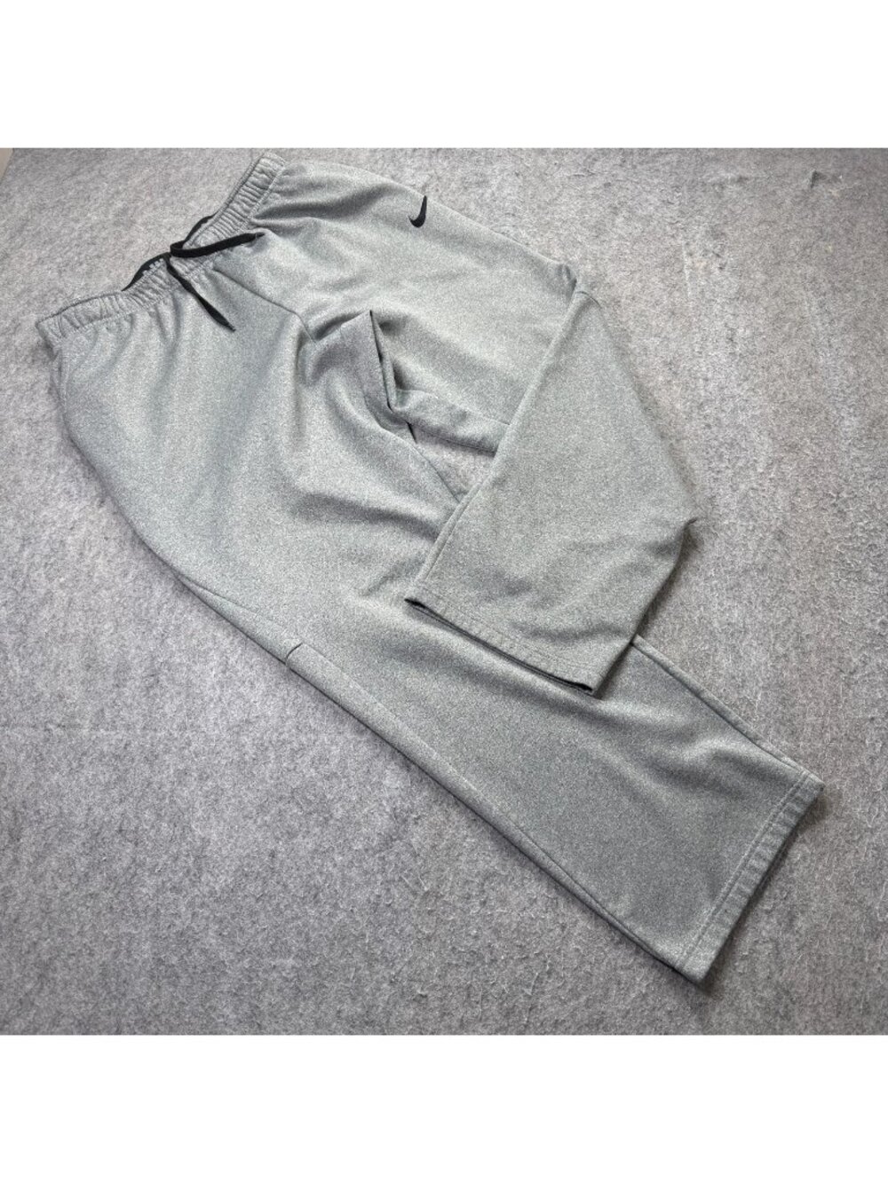 Nike THERMA-FIT Sweatpants Men 2XL Gray Fleece 30" Tapered Fitness Relaxed